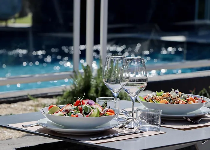Mercure Pau Palais Des Sports