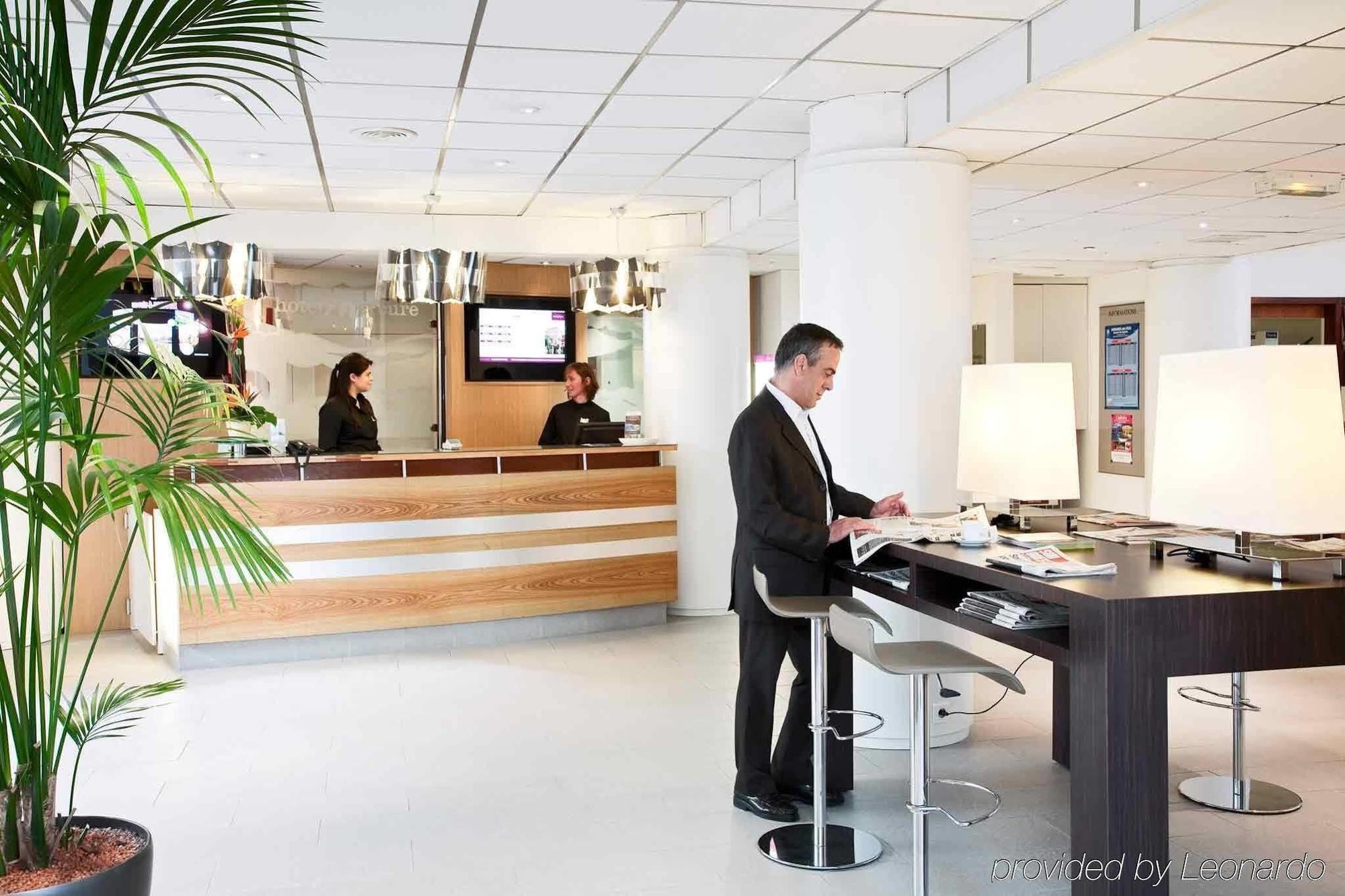 Mercure Palais Des Sports Hotel