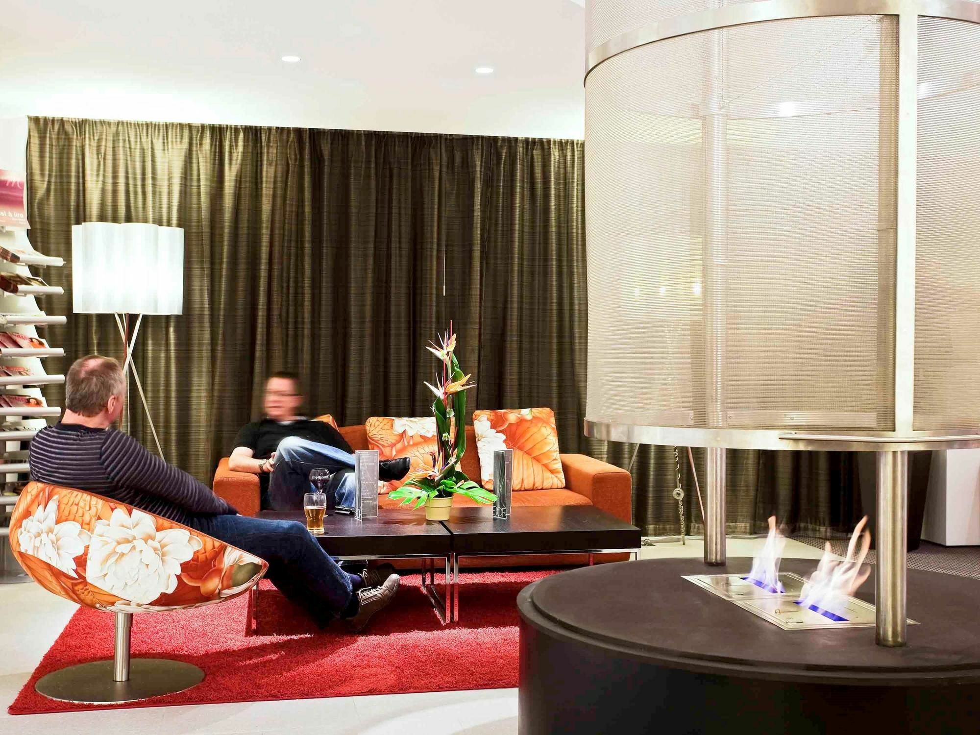 Mercure Palais Des Sports Hotel 4*