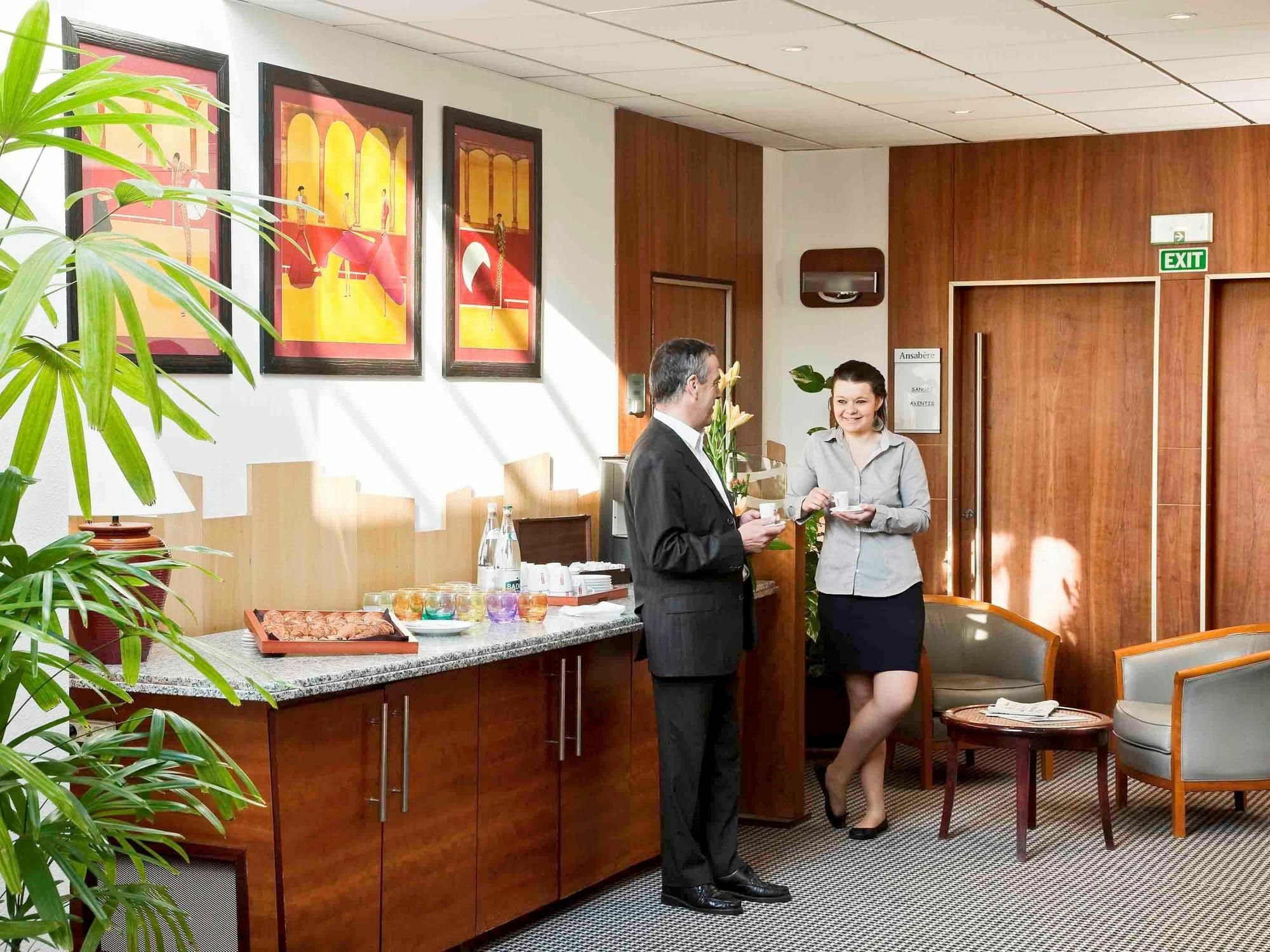 Mercure Palais Des Sports Hotel
